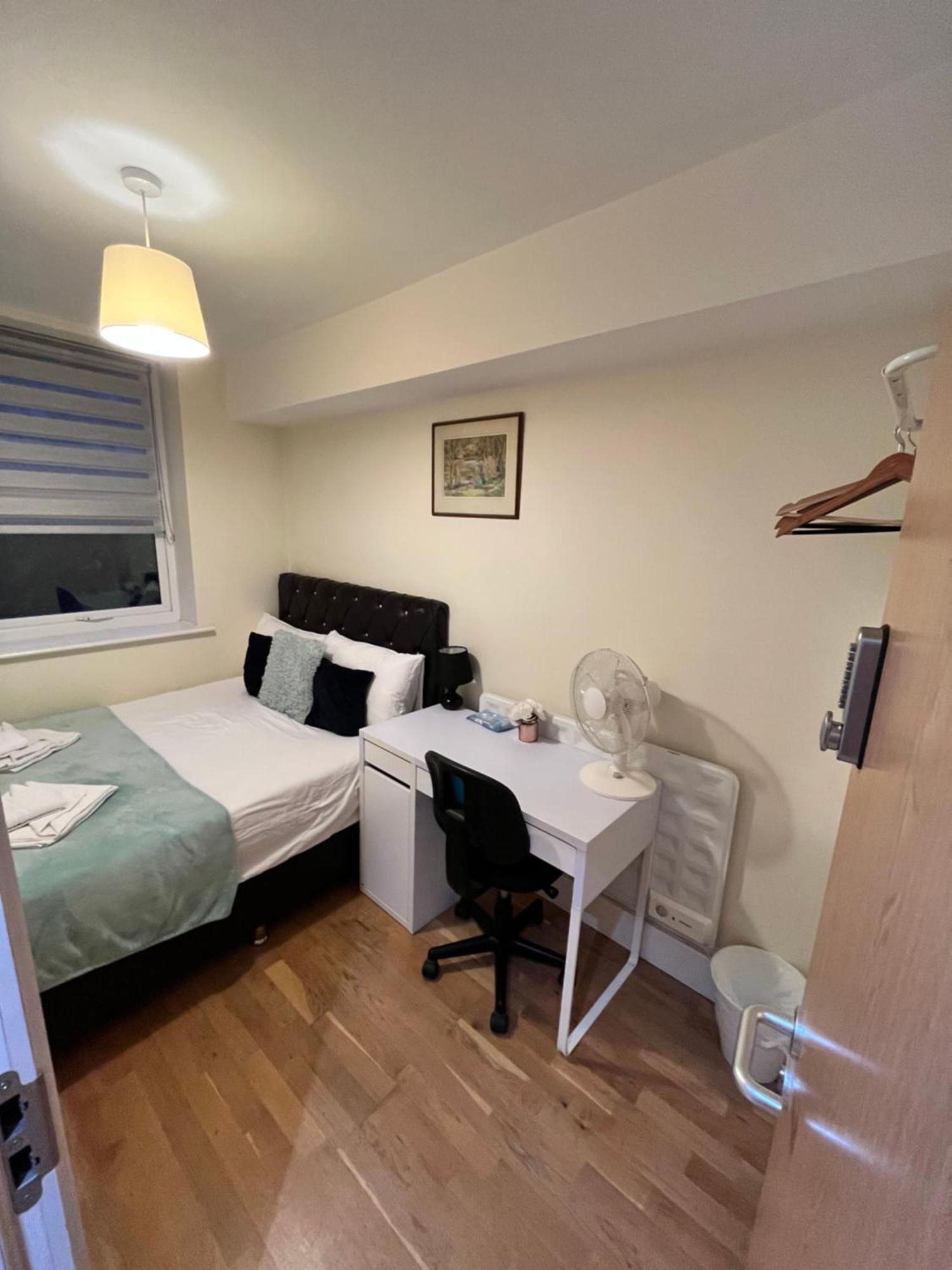 Metropolitan Coziness Private Bedrooms In Euston Station 161 Londres Exterior foto