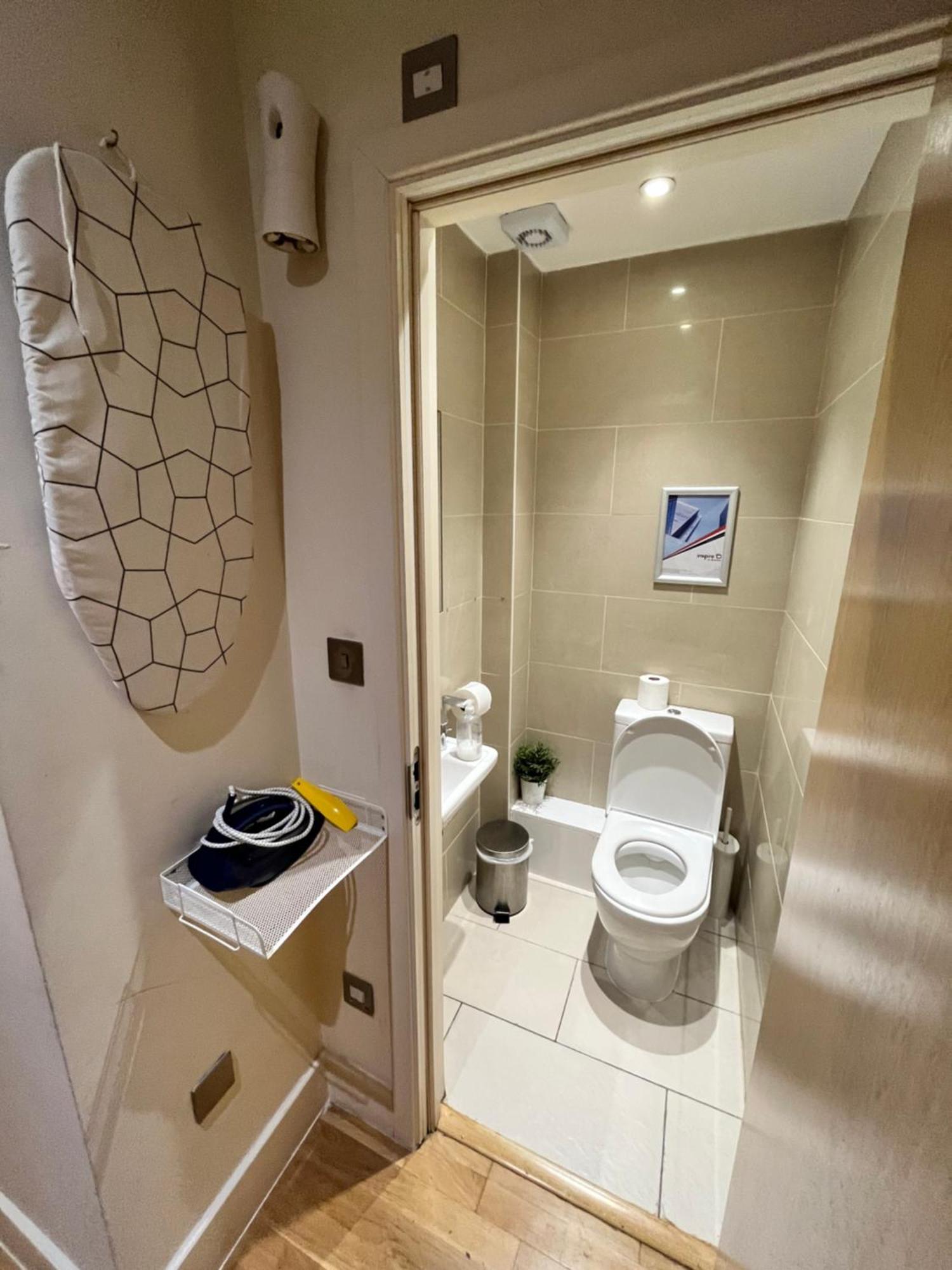 Metropolitan Coziness Private Bedrooms In Euston Station 161 Londres Exterior foto