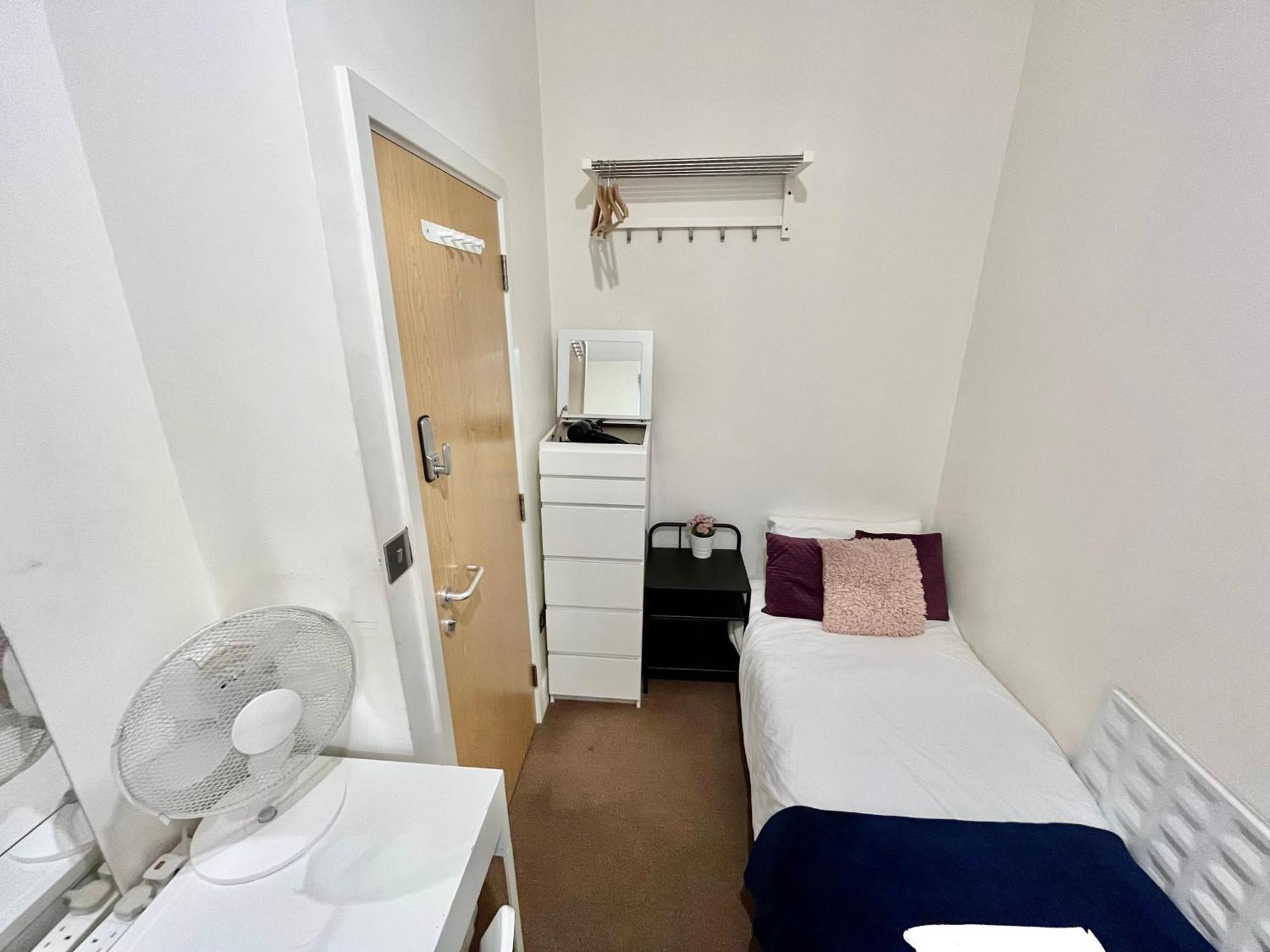 Metropolitan Coziness Private Bedrooms In Euston Station 161 Londres Exterior foto