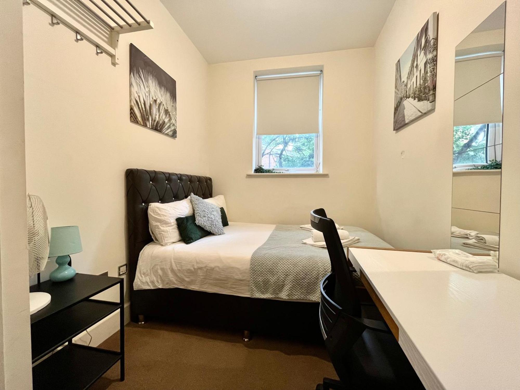 Metropolitan Coziness Private Bedrooms In Euston Station 161 Londres Exterior foto