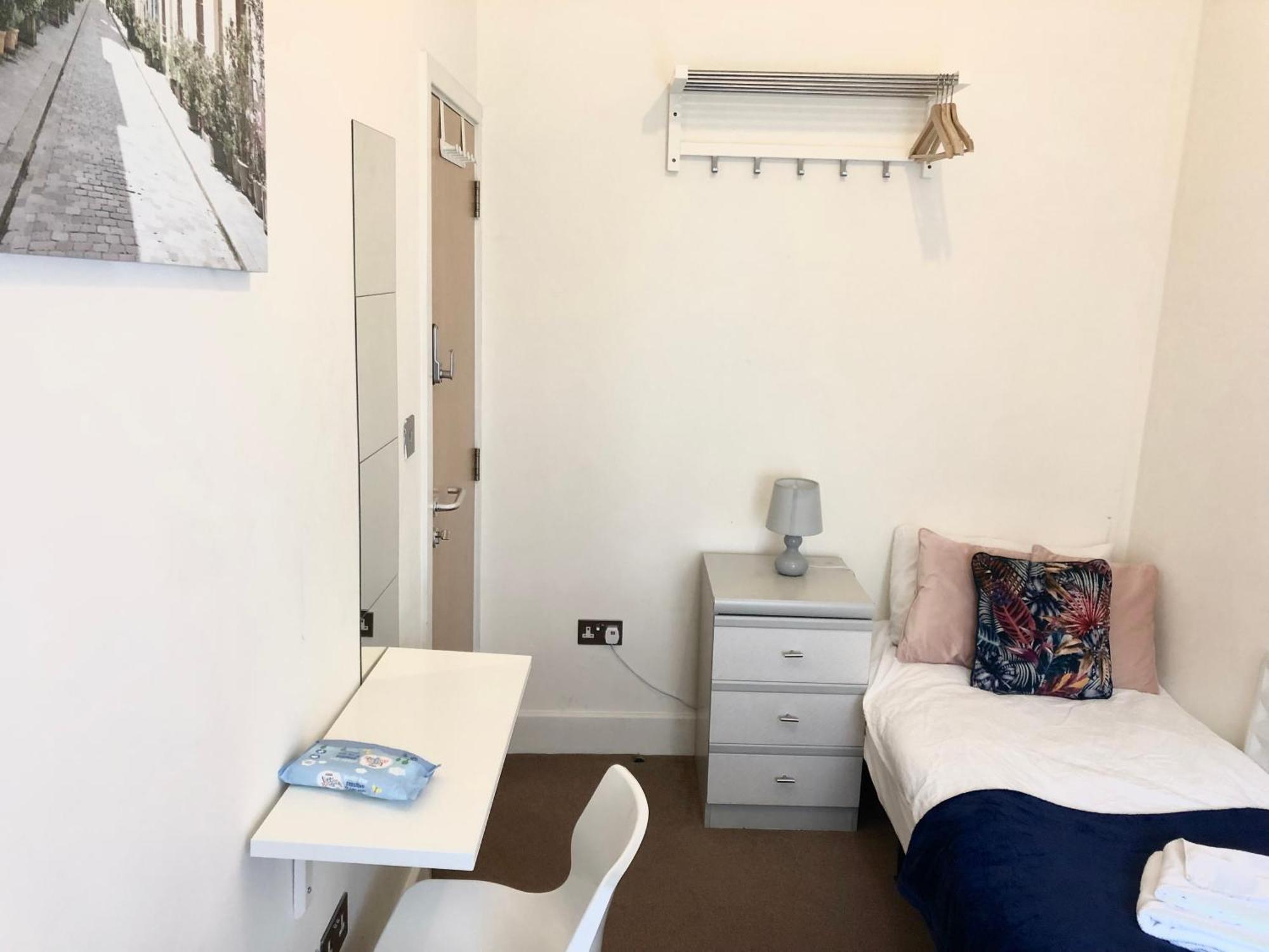 Metropolitan Coziness Private Bedrooms In Euston Station 161 Londres Exterior foto